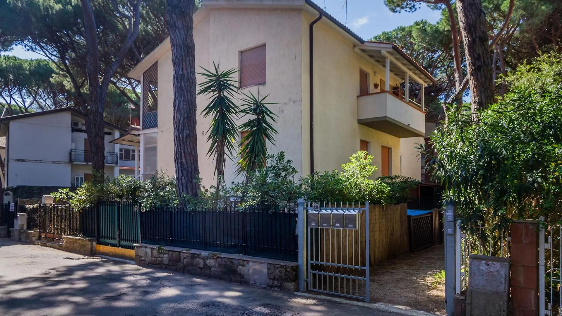 Sea And Nature, Apartment With Terrace In Marina Marina di Grosseto